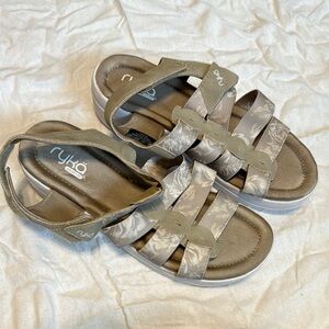 Ryka Women's Sandals in Tan and Cream